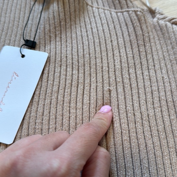 Sweater - Picture 2 of 4